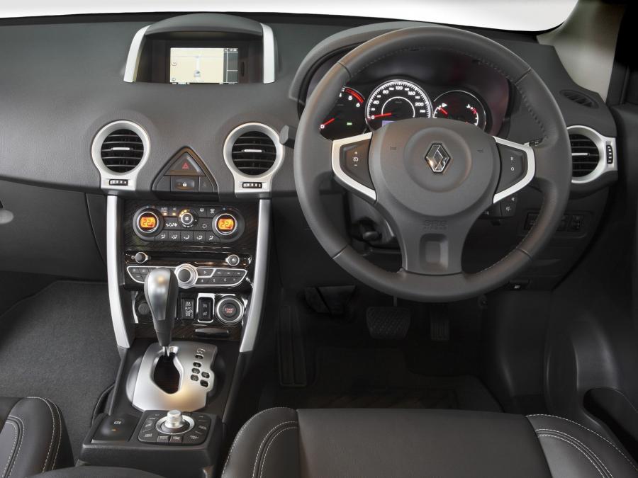  Renault Koleos 2011 года  (AU) (фото 4 из 24)